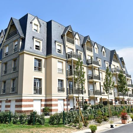 Apartment Les Arts-1 By Interhome โดวีลล์ ภายนอก รูปภาพ