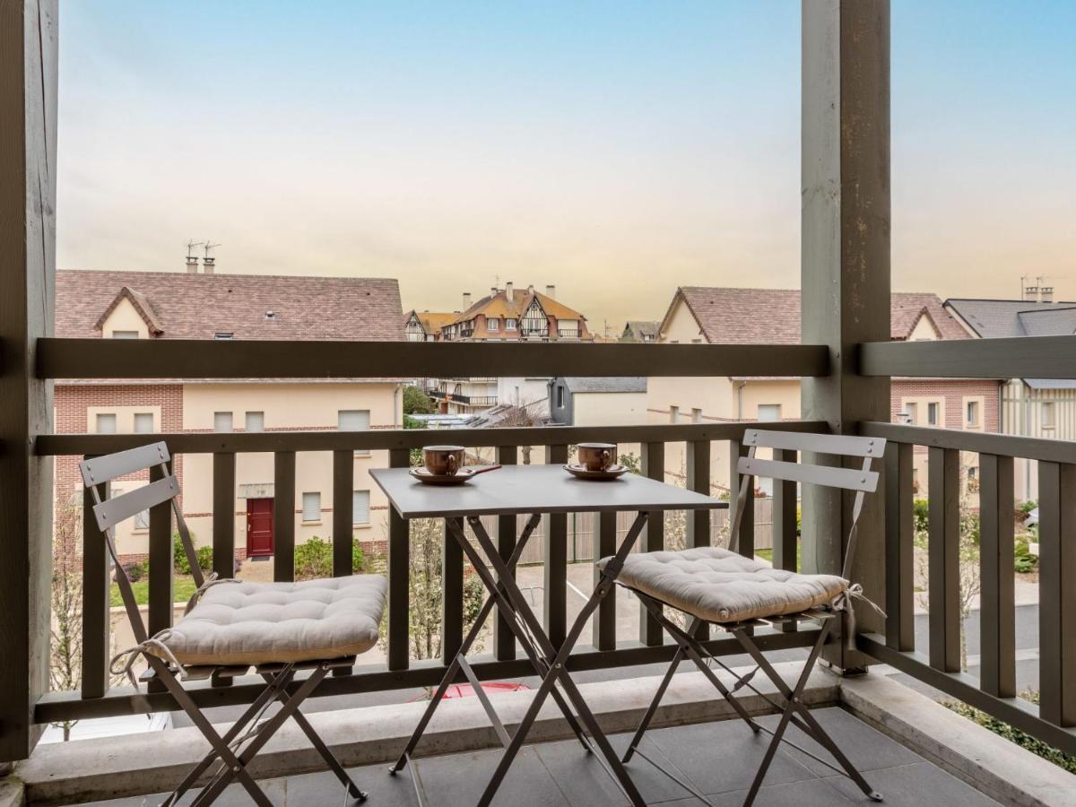 Apartment Les Arts-1 By Interhome โดวีลล์ ภายนอก รูปภาพ