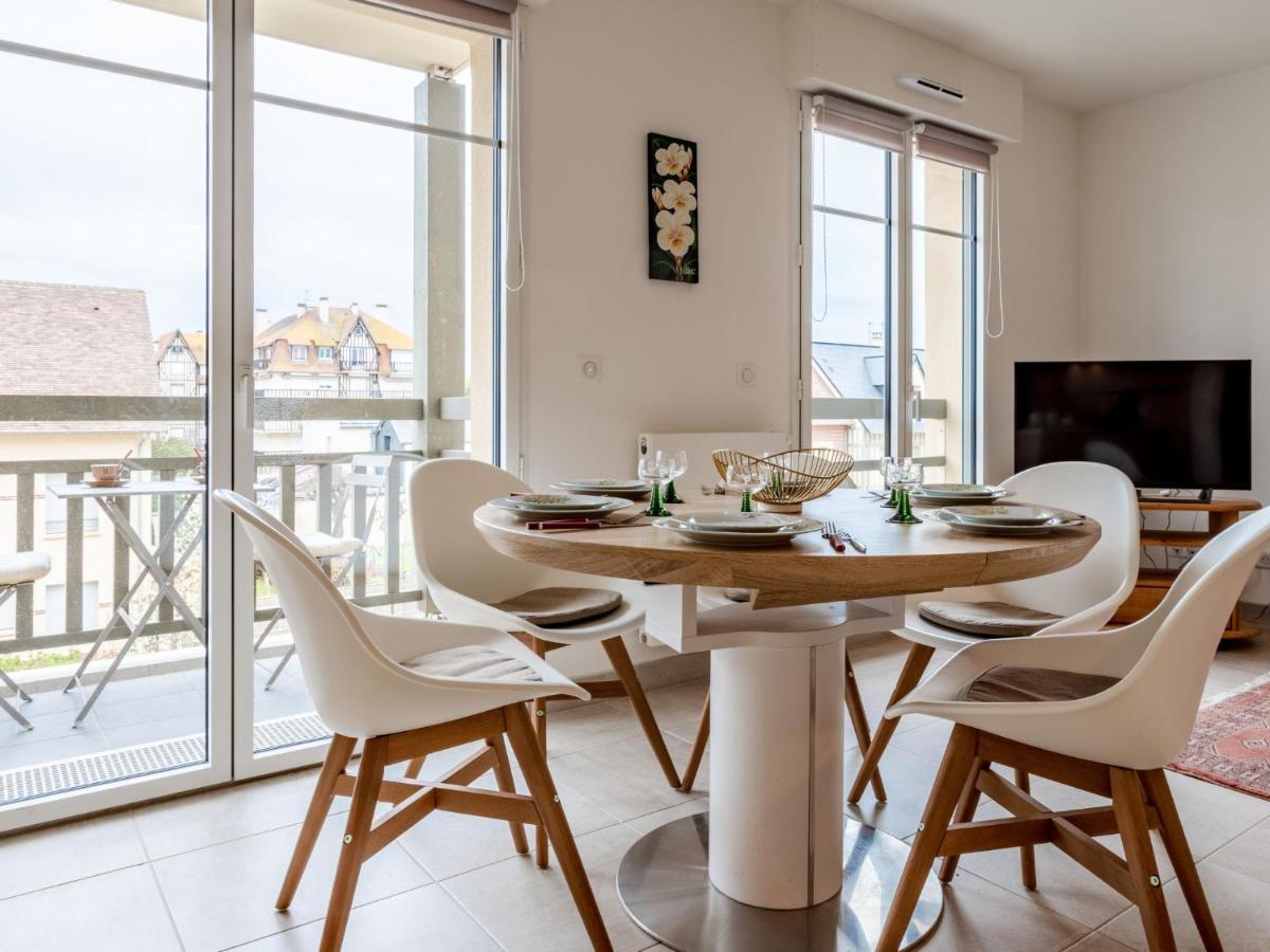 Apartment Les Arts-1 By Interhome โดวีลล์ ภายนอก รูปภาพ